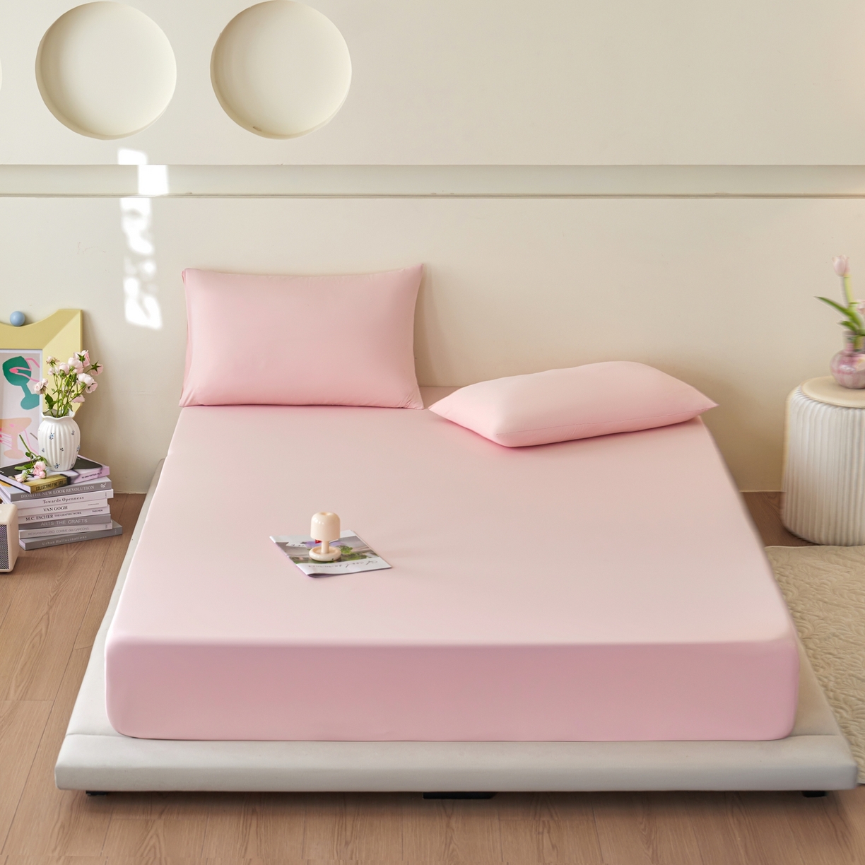 91家纺网 家纺一手货源 找家纺 亿梵家居 2026新款A类锦氨凉感床笠某姆同款冰皮纯色床笠全包围三件套 蜜桃粉