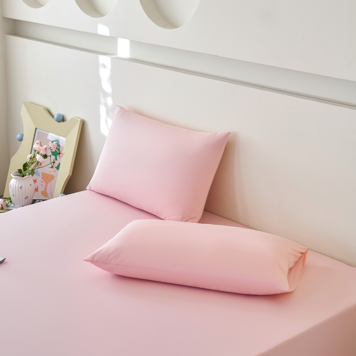 91家纺网 家纺一手货源 找家纺 亿梵家居 2026新款A类锦氨凉感床笠某姆同款冰皮纯色床笠全包围三件套 蜜桃粉