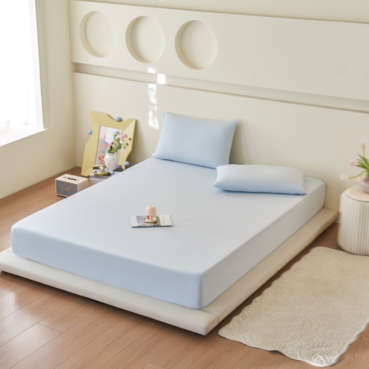 91家纺网 家纺一手货源 找家纺 亿梵家居 2026新款A类锦氨凉感床笠某姆同款冰皮纯色床笠全包围三件套 天空蓝