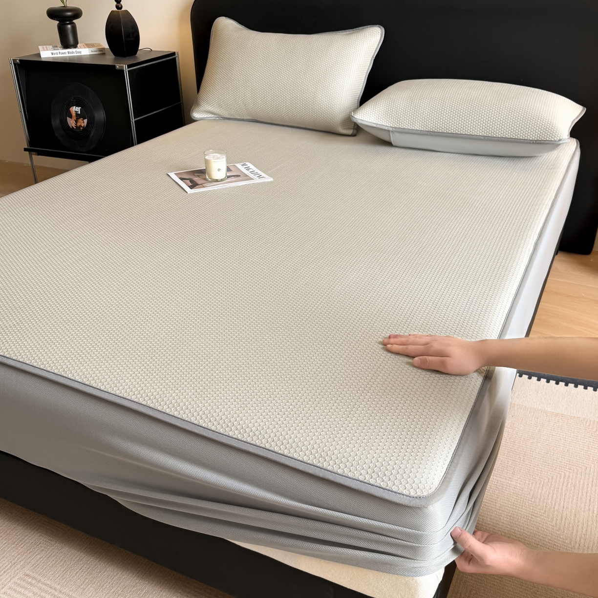 91家纺网 家纺一手货源 找家纺 欧邦 2026新款PE中分子提花冰豆豆床笠凉席 蜂巢-卡其-床笠款