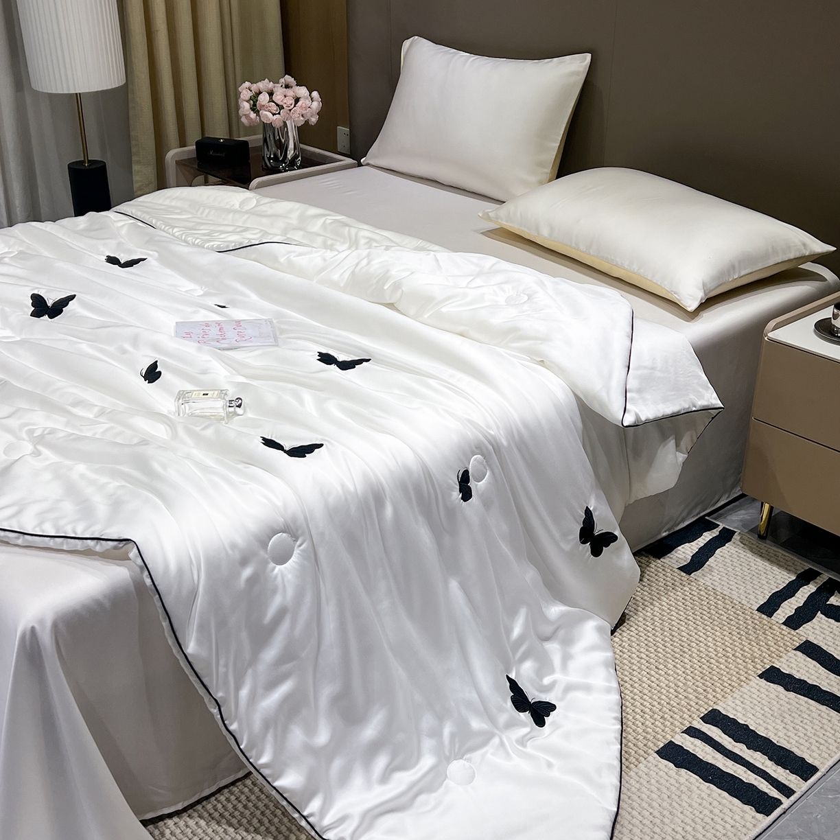 91家纺网 家纺一手货源 找家纺 （总）晨曦家纺 2026新款水洗天丝真丝绣花夏被四件套夏凉被高档刺绣