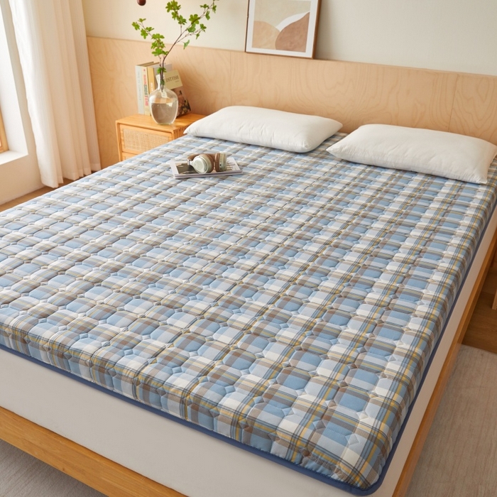 91家纺网 家纺一手货源 找家纺 畅畅家纺 2026新款棉花抗压棉床垫5公分8公分 蓝大格