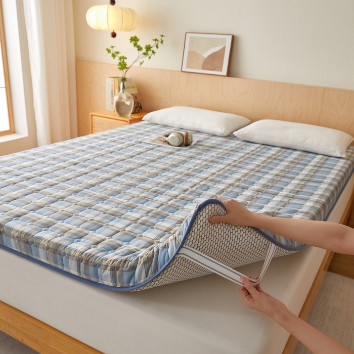 91家纺网 家纺一手货源 找家纺 畅畅家纺 2026新款棉花抗压棉床垫5公分8公分 蓝大格
