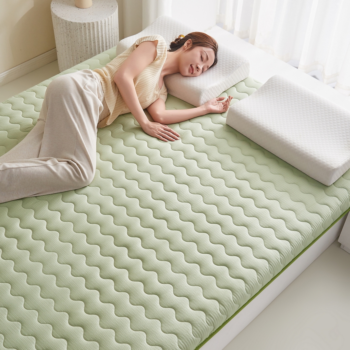 91家纺网 家纺一手货源 找家纺 畅畅家纺 2026新款磨毛泡泡抗压棉床垫 泡泡绿色