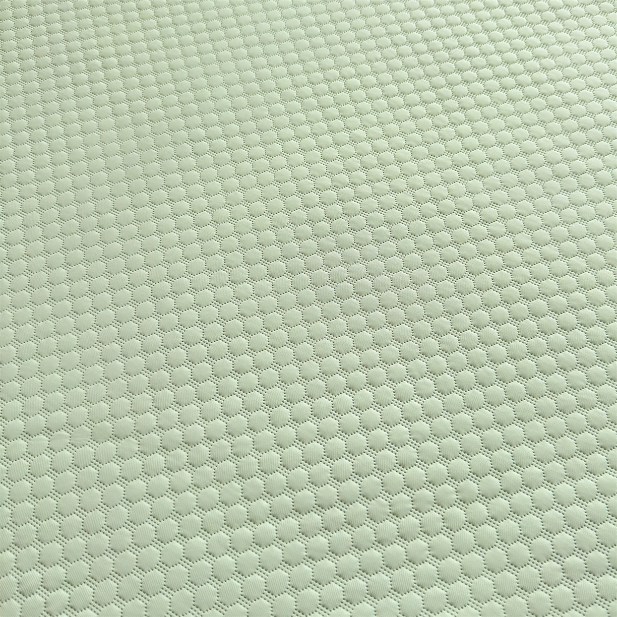 91家纺网 家纺一手货源 找家纺 雯豆家纺 2026夏季新款绣花豆豆压花凉席三件套加厚三明治平铺席子纯色卡通凉席 大耳朵兔凉席款-苹果绿