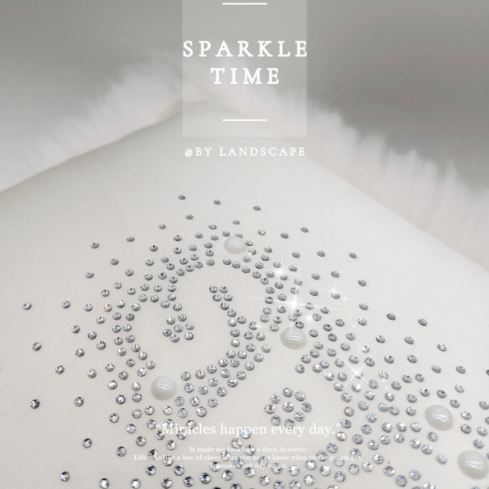 91家纺网 家纺一手货源 找家纺 （总）澜屿 2026新款珍珠钻羽毛边抱枕装饰枕腰枕枕芯-星羽