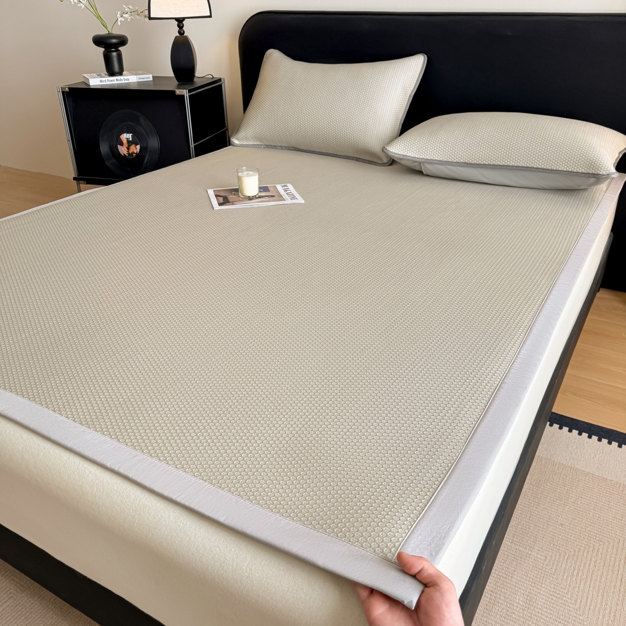 91家纺网 家纺一手货源 找家纺 欧邦 2026新款PE中分子提花冰豆豆凉席床笠夏被套件-蜂巢系列 蜂巢-卡其-凉席款