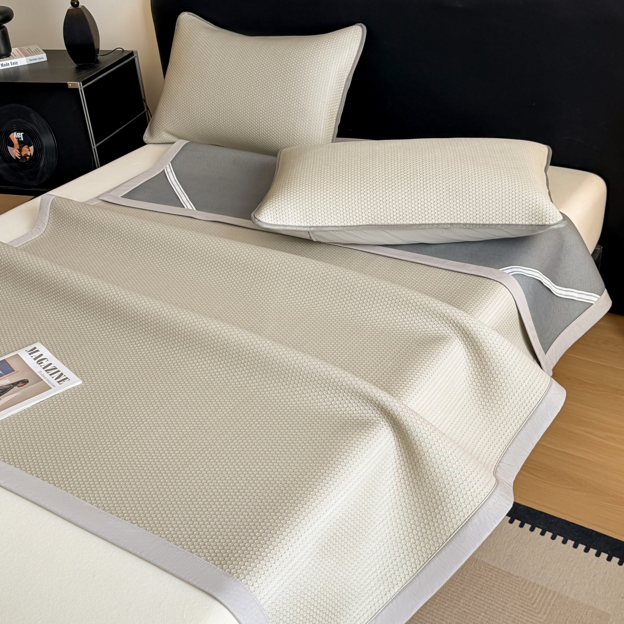 91家纺网 家纺一手货源 找家纺 欧邦 2026新款PE中分子提花冰豆豆凉席床笠夏被套件-蜂巢系列 蜂巢-卡其-凉席款