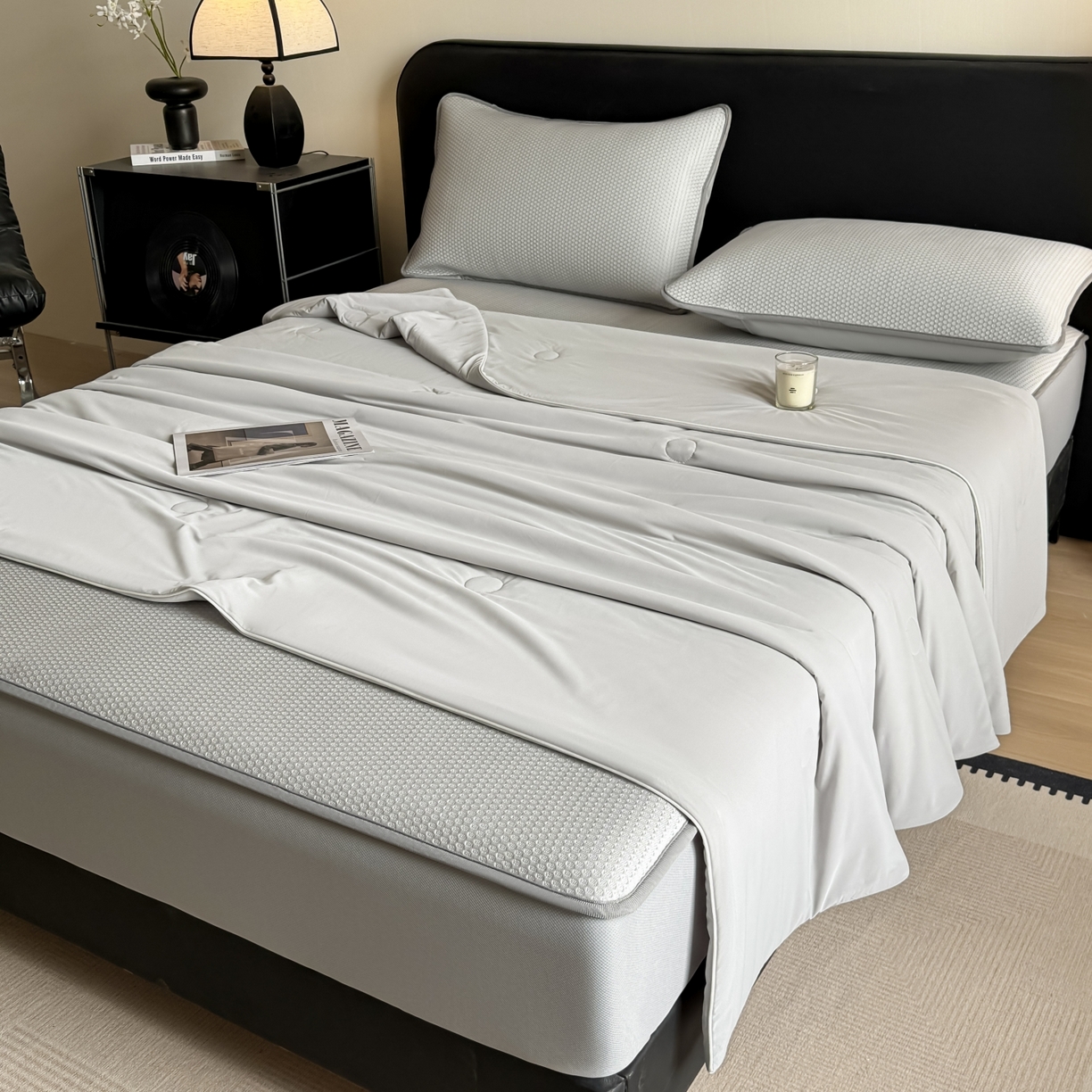 91家纺网 家纺一手货源 找家纺 欧邦 2026新款PE中分子提花冰豆豆凉席床笠夏被套件-蜂巢系列 蜂巢-浅灰-床笠款