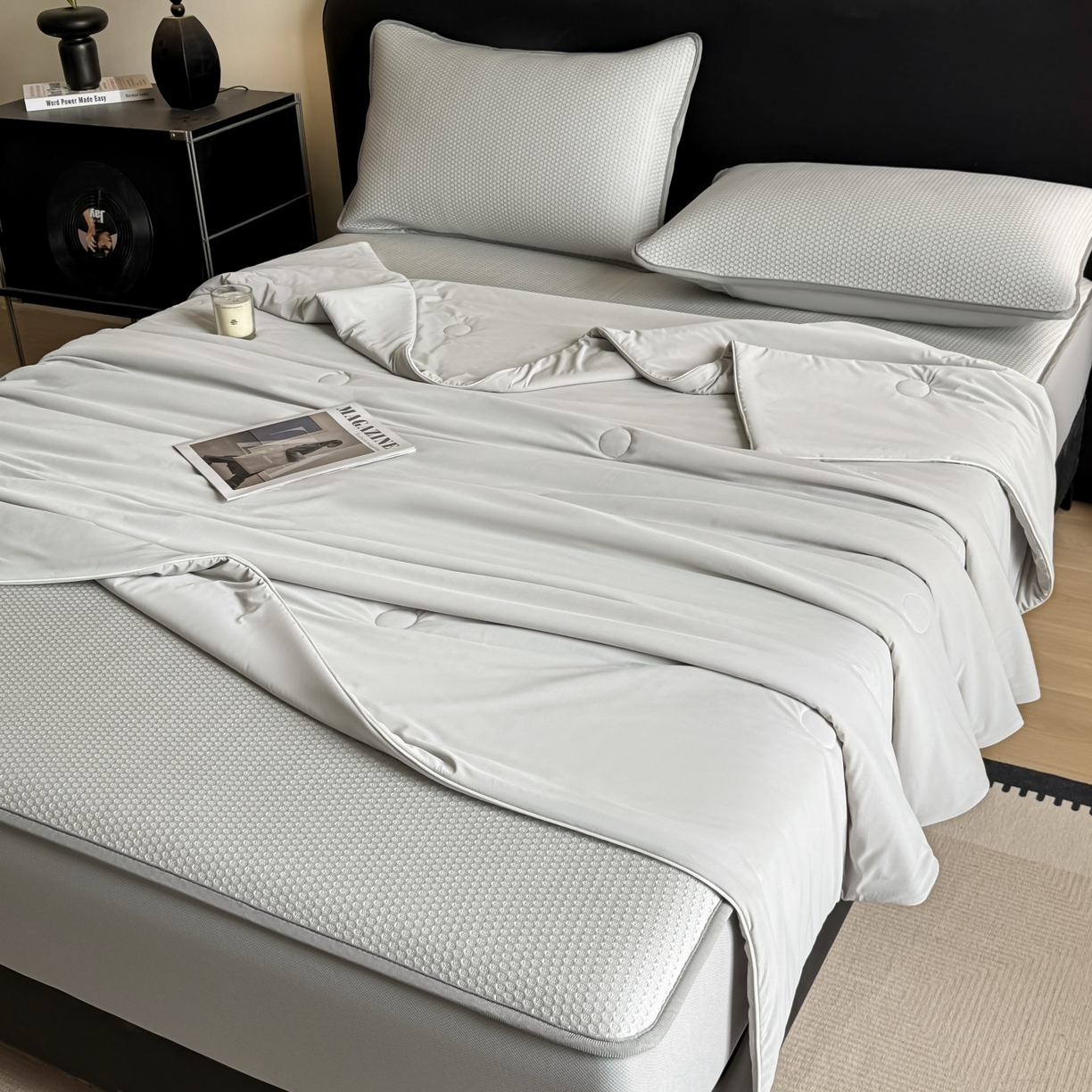 91家纺网 家纺一手货源 找家纺 欧邦 2026新款PE中分子提花冰豆豆凉席床笠夏被套件-蜂巢系列 蜂巢-浅灰-床笠款