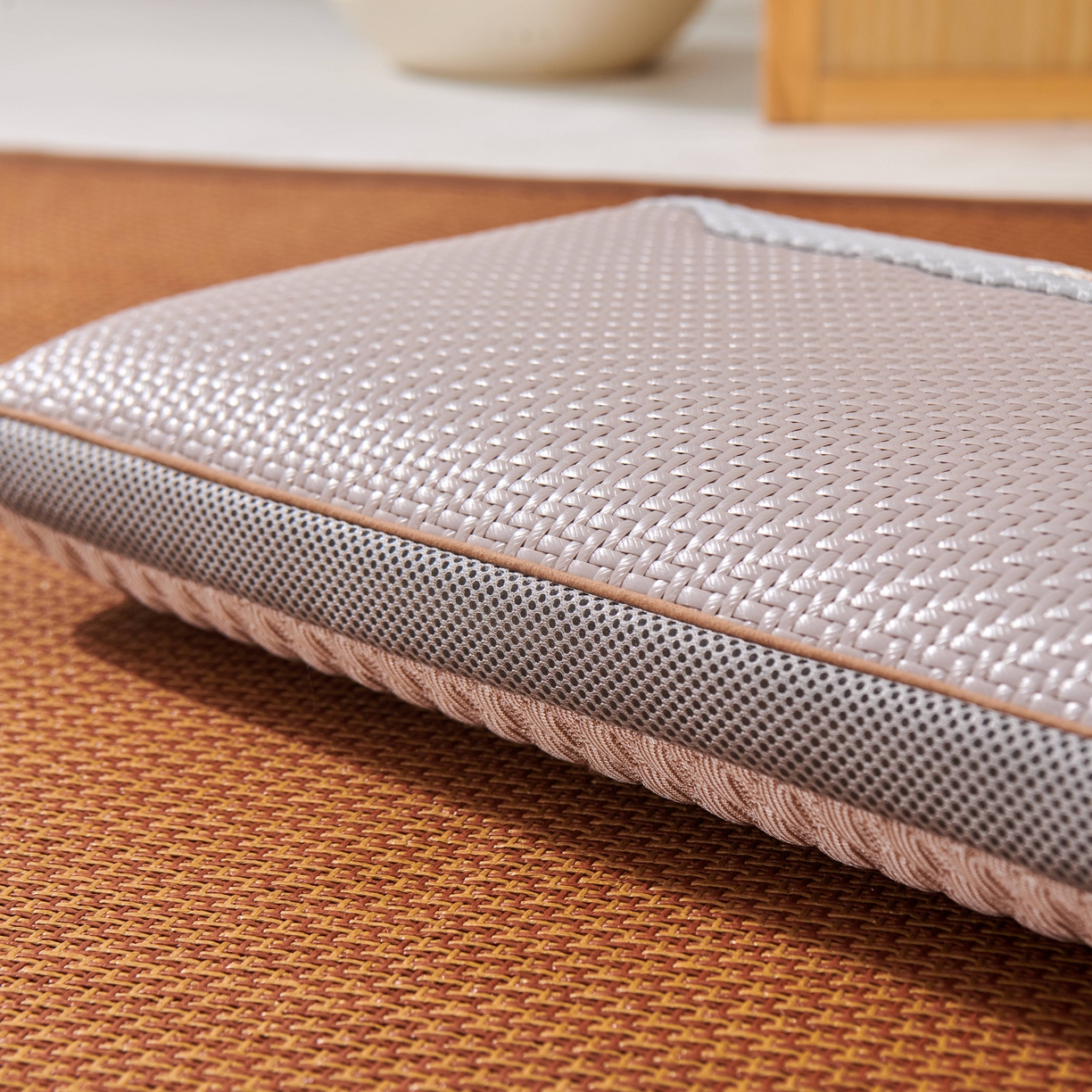 91家纺网 家纺一手货源 找家纺 永旺家纺 2026新款凉感PE藤记忆枕枕头枕芯 PE藤枕-浅灰