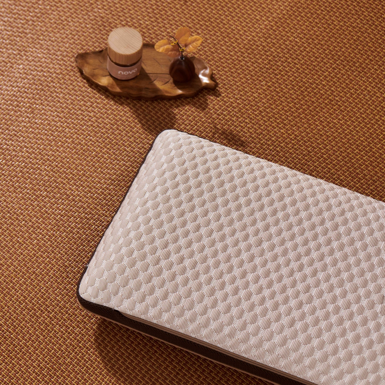 91家纺网 家纺一手货源 找家纺 永旺家纺 2026新款凉感PE藤记忆枕枕头枕芯 PE藤枕-咖色