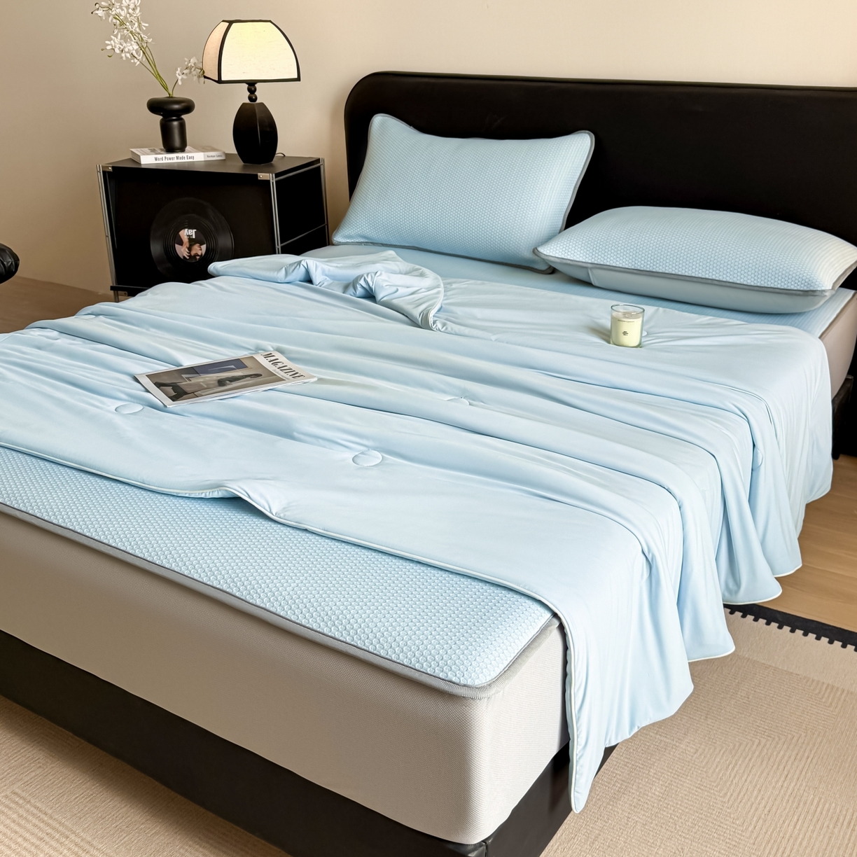 91家纺网 家纺一手货源 找家纺 欧邦 2026新款PE中分子提花冰豆豆凉席床笠夏被套件-蜂巢系列 蜂巢-浅蓝-床笠款