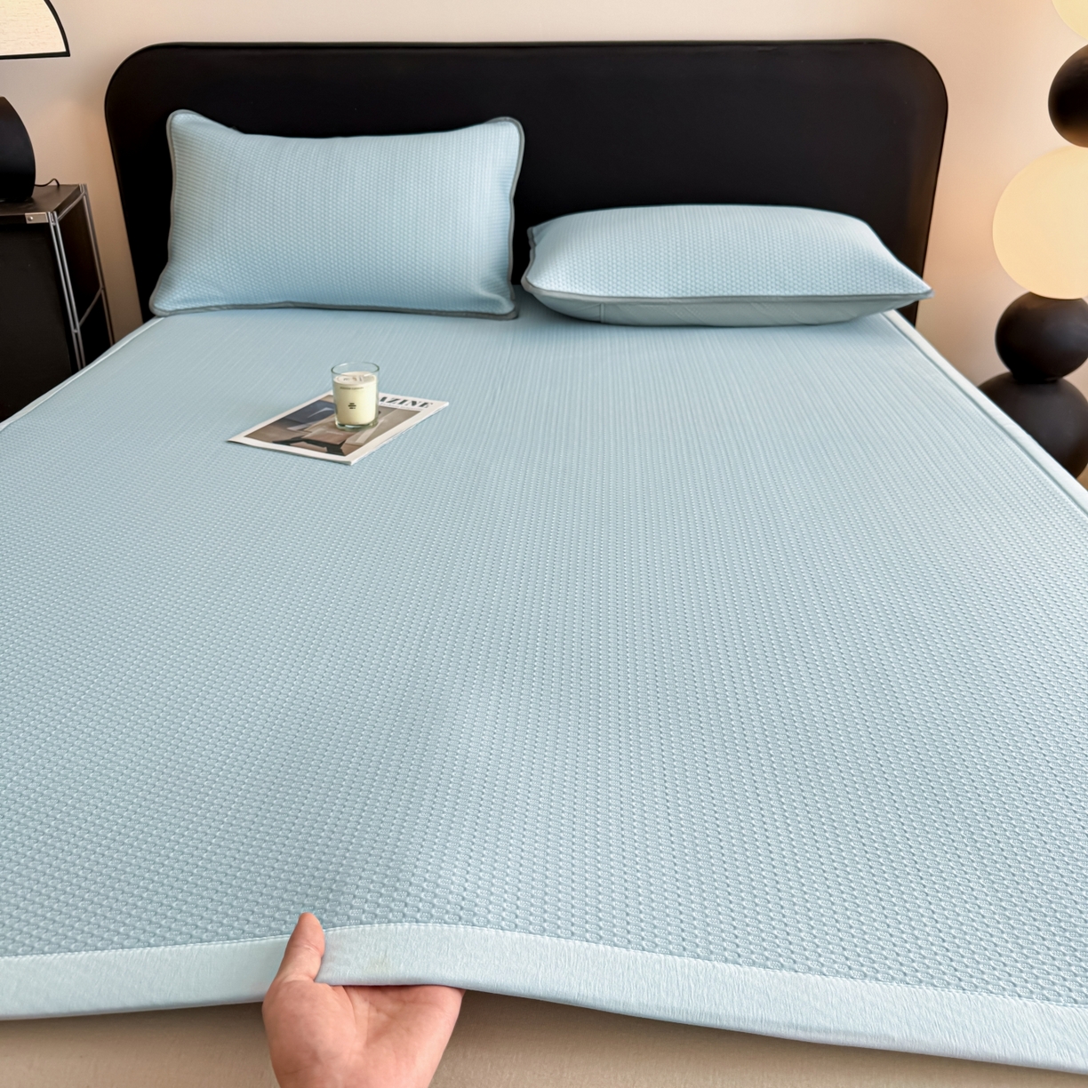 91家纺网 家纺一手货源 找家纺 欧邦 2026新款PE中分子提花冰豆豆凉席床笠夏被套件-蜂巢系列 蜂巢-浅蓝-凉席款