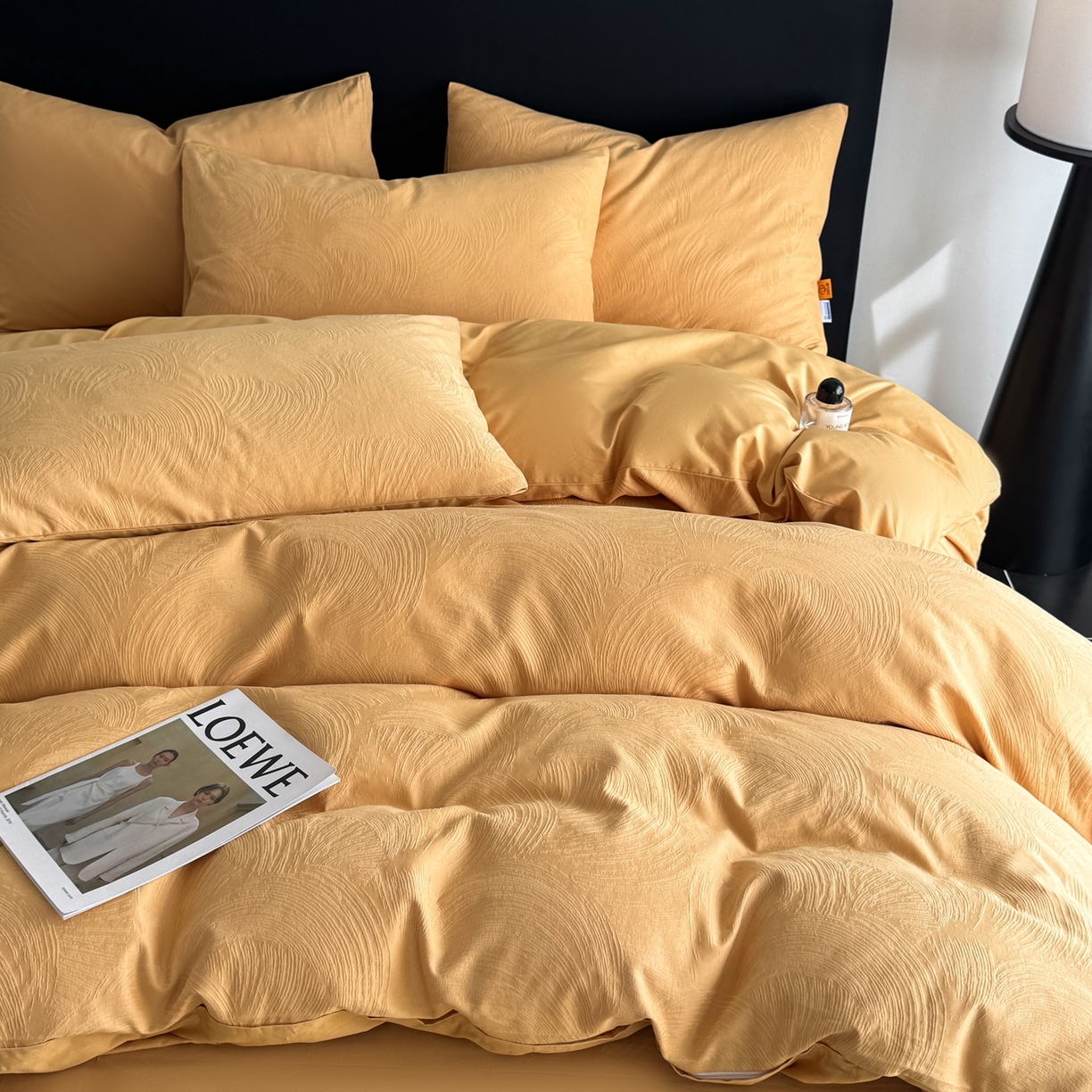 91家纺网 家纺一手货源 找家纺 女子家纺 2026新款40支全棉提花四件套--彩绘系列 彩绘-橘光