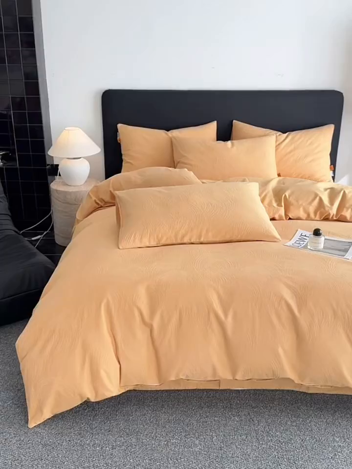 91家纺网 家纺一手货源 找家纺 女子家纺 2026新款40支全棉提花四件套--彩绘系列 彩绘-橘光