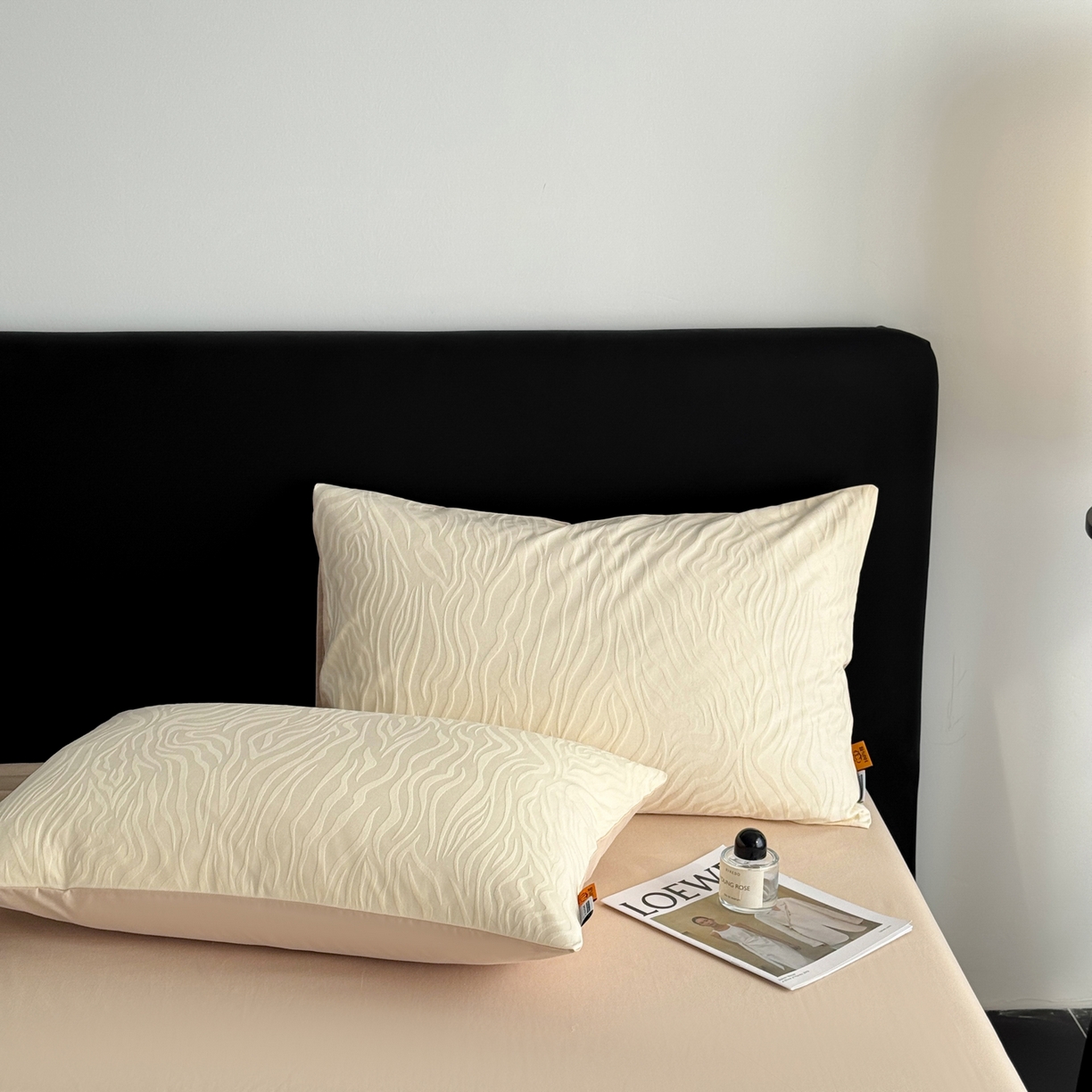 91家纺网 家纺一手货源 找家纺 女子家纺 2026新款40支全棉提花四件套--彩绘系列 青禾纹-奶咖