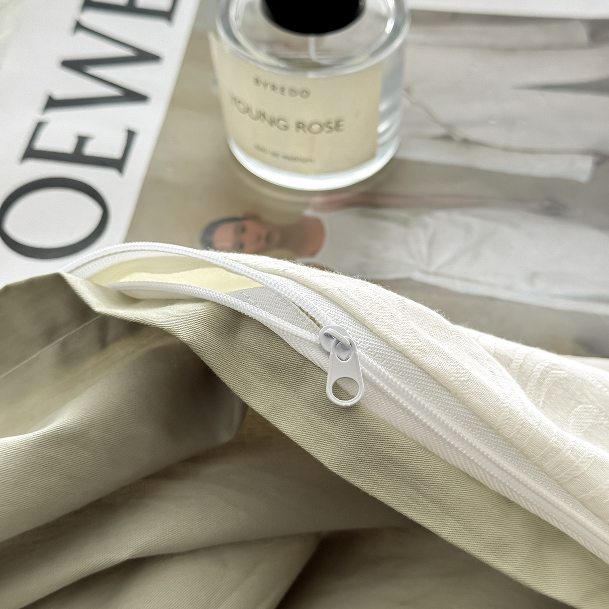 91家纺网 家纺一手货源 找家纺 女子家纺 2026新款40支全棉提花四件套--彩绘系列 青禾纹-松烟