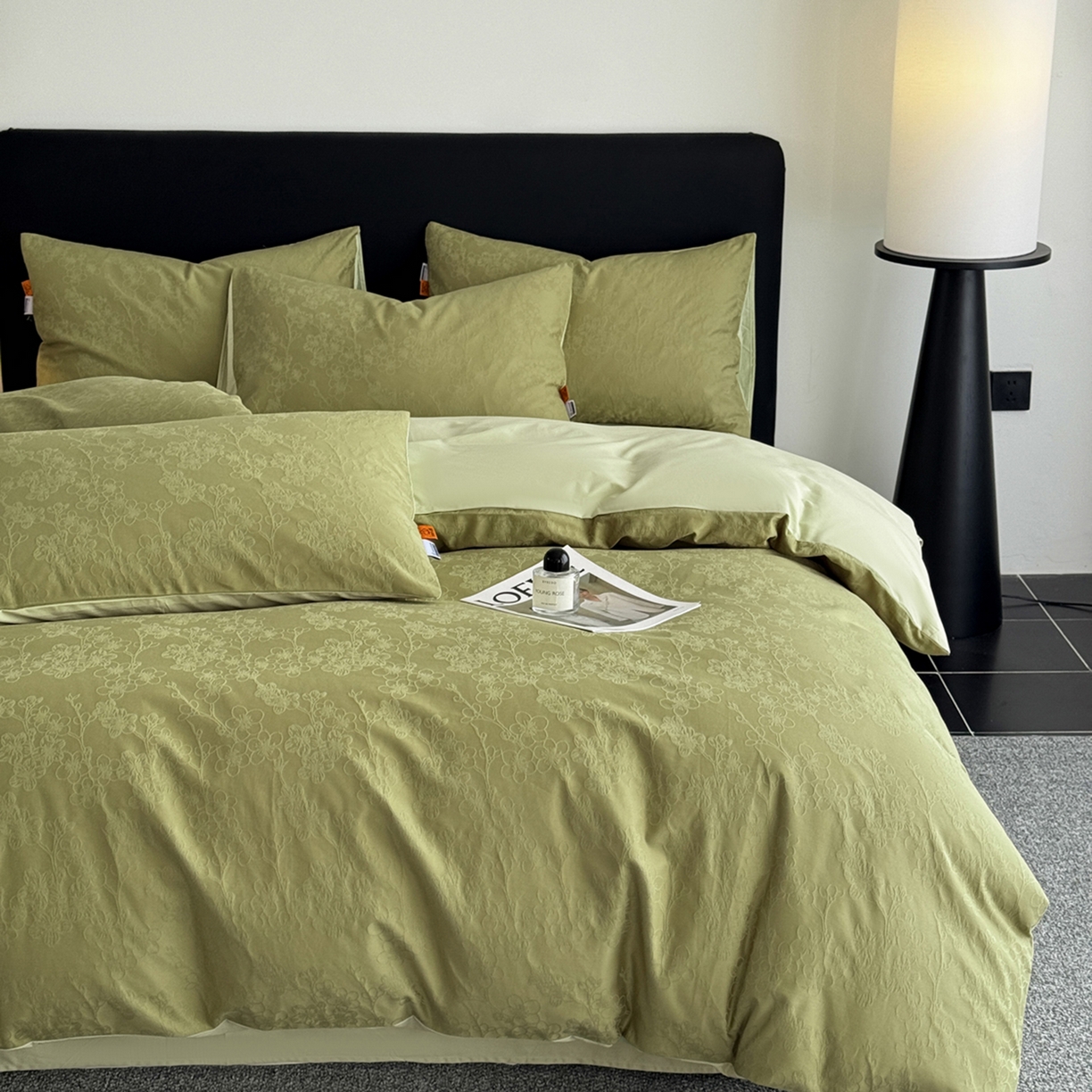 91家纺网 家纺一手货源 找家纺 女子家纺 2026新款40支全棉提花四件套--彩绘系列 青枝-梅影