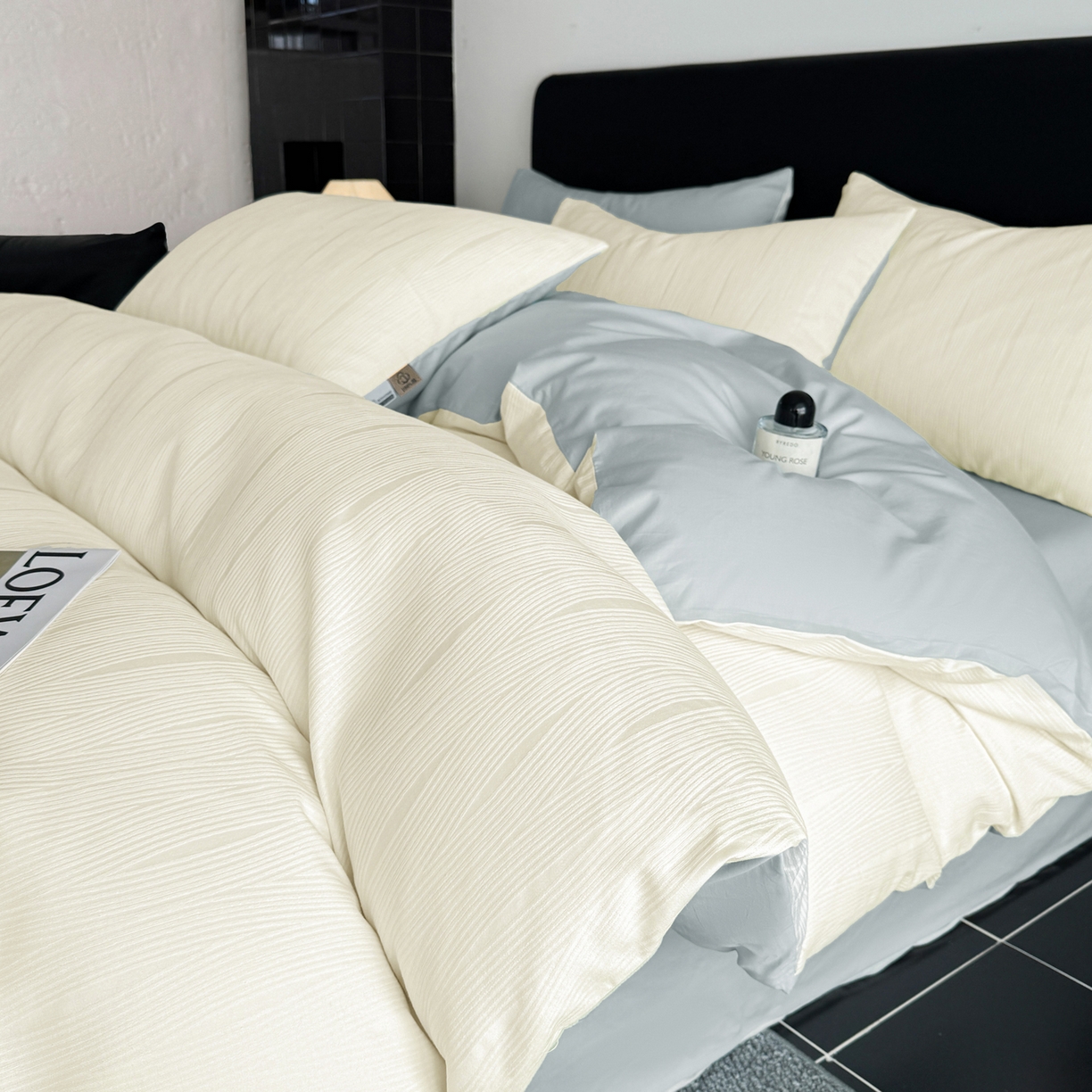 91家纺网 家纺一手货源 找家纺 女子家纺 2026新款40支全棉提花四件套--彩绘系列 素缕-留白