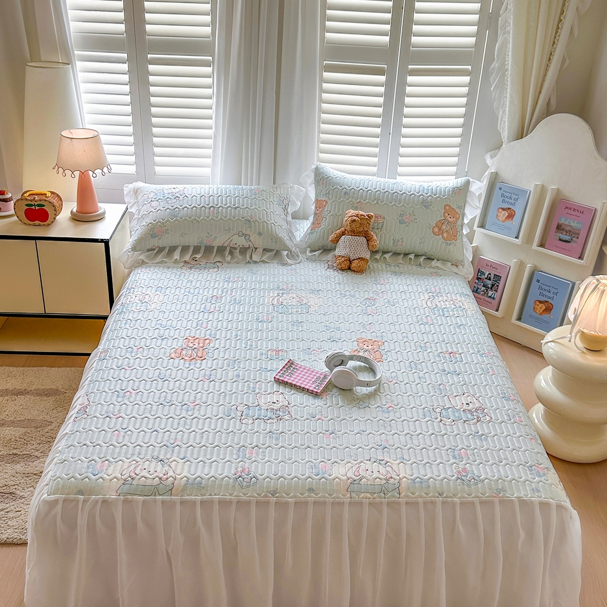 91家纺网 家纺一手货源 找家纺 慕澄2026新款小版印花床裙款乳胶凉席凉感丝夏被四件套 薄荷日记