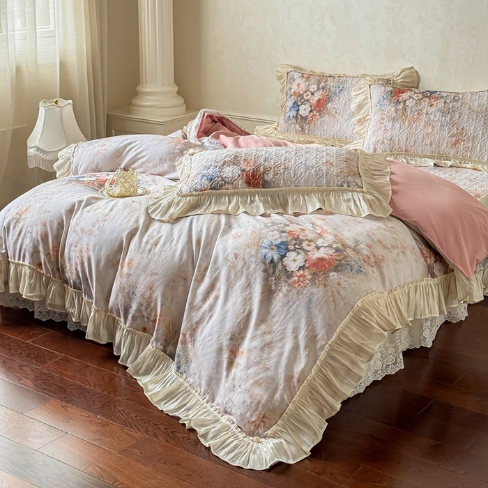 91家纺网 家纺一手货源 找家纺 花香四季家纺 2026新款全棉双层纱数码印花四件套 半夏