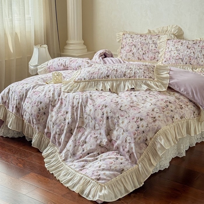 91家纺网 家纺一手货源 找家纺 花香四季家纺 2026新款全棉双层纱数码印花四件套 海棠花开-紫