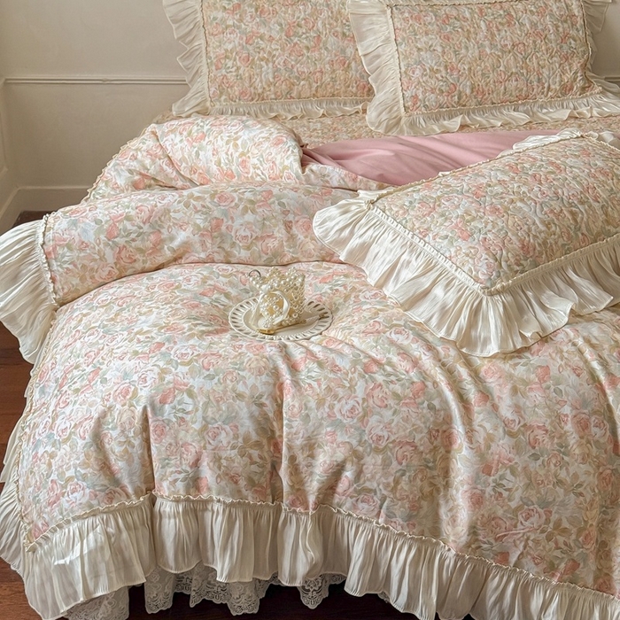 91家纺网 家纺一手货源 找家纺 花香四季家纺 2026新款全棉双层纱数码印花四件套 朝花夕拾