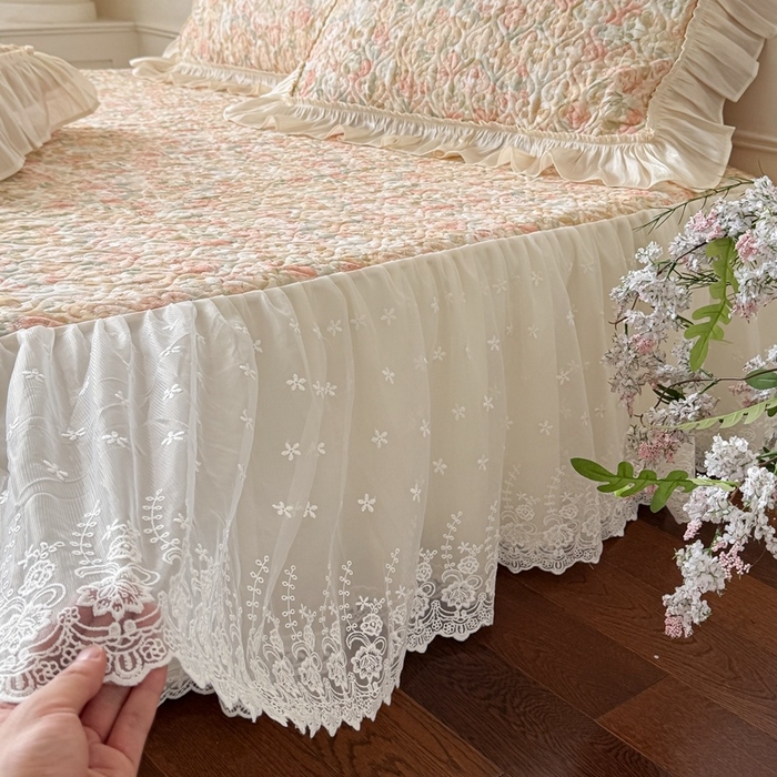 91家纺网 家纺一手货源 找家纺 花香四季家纺 2026新款全棉双层纱床裙三件套 朝花夕拾