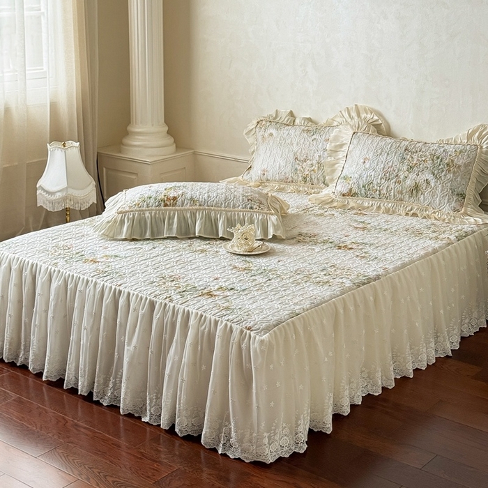 91家纺网 家纺一手货源 找家纺 花香四季家纺 2026新款全棉双层纱床裙三件套 洛丽可