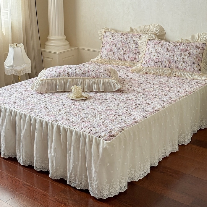 91家纺网 家纺一手货源 找家纺 花香四季家纺 2026新款全棉双层纱床裙三件套 海棠花开-紫