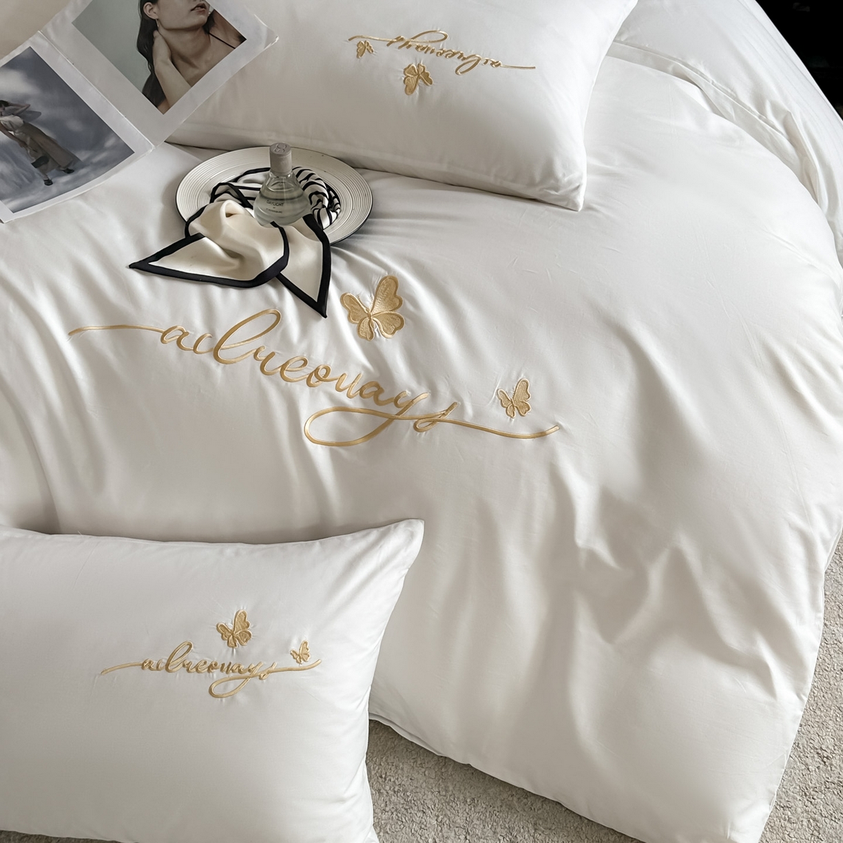 91家纺网 家纺一手货源 找家纺 湘雪家居 2026新款纯棉全棉长绒棉刺绣绣花高端礼盒四件套-蝶恋系列 舞蝶-玉白