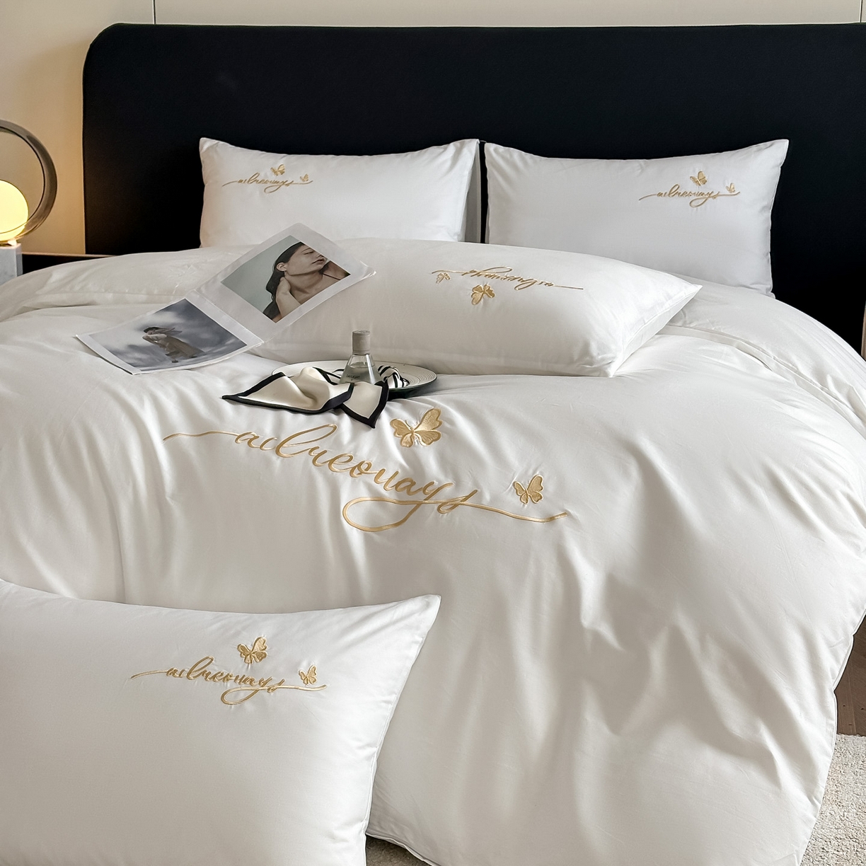 91家纺网 家纺一手货源 找家纺 湘雪家居 2026新款纯棉全棉长绒棉刺绣绣花高端礼盒四件套-蝶恋系列 舞蝶-玉白