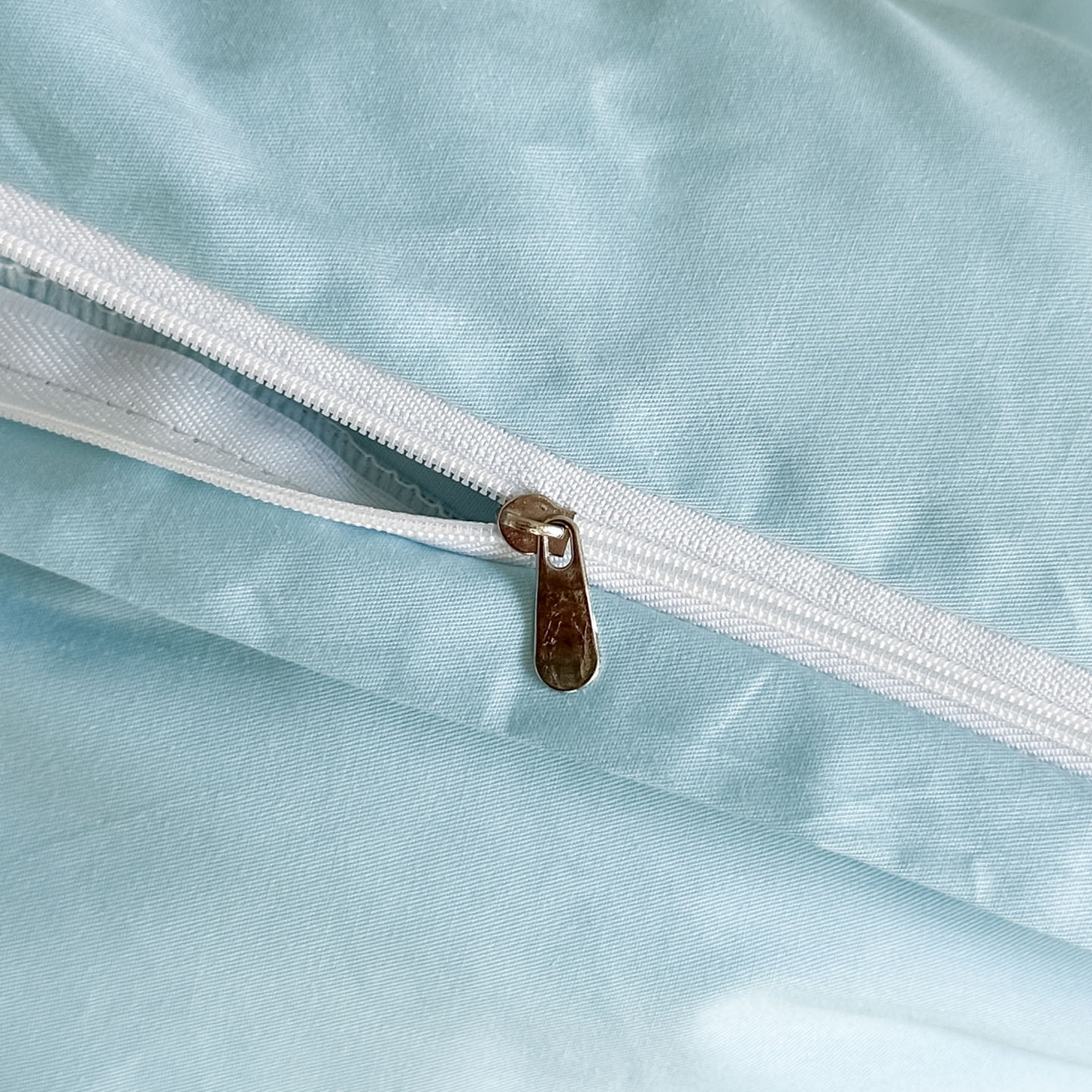 91家纺网 家纺一手货源 找家纺 湘雪家居 2026新款纯棉全棉长绒棉刺绣绣花高端礼盒四件套-蝶恋系列 舞蝶-天青