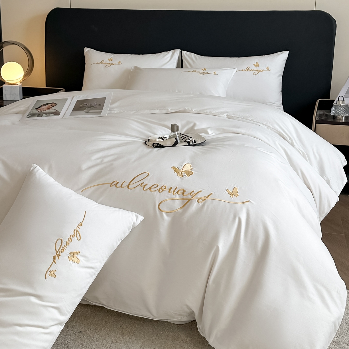 91家纺网 家纺一手货源 找家纺 湘雪家居 2026新款纯棉全棉长绒棉刺绣绣花高端礼盒四件套-蝶恋系列 舞蝶-玉白