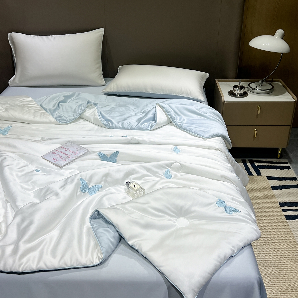 91家纺网 家纺一手货源 找家纺 （总）晨曦家纺 2026新款水洗天丝真丝绣花夏被四件套夏凉被高档刺绣