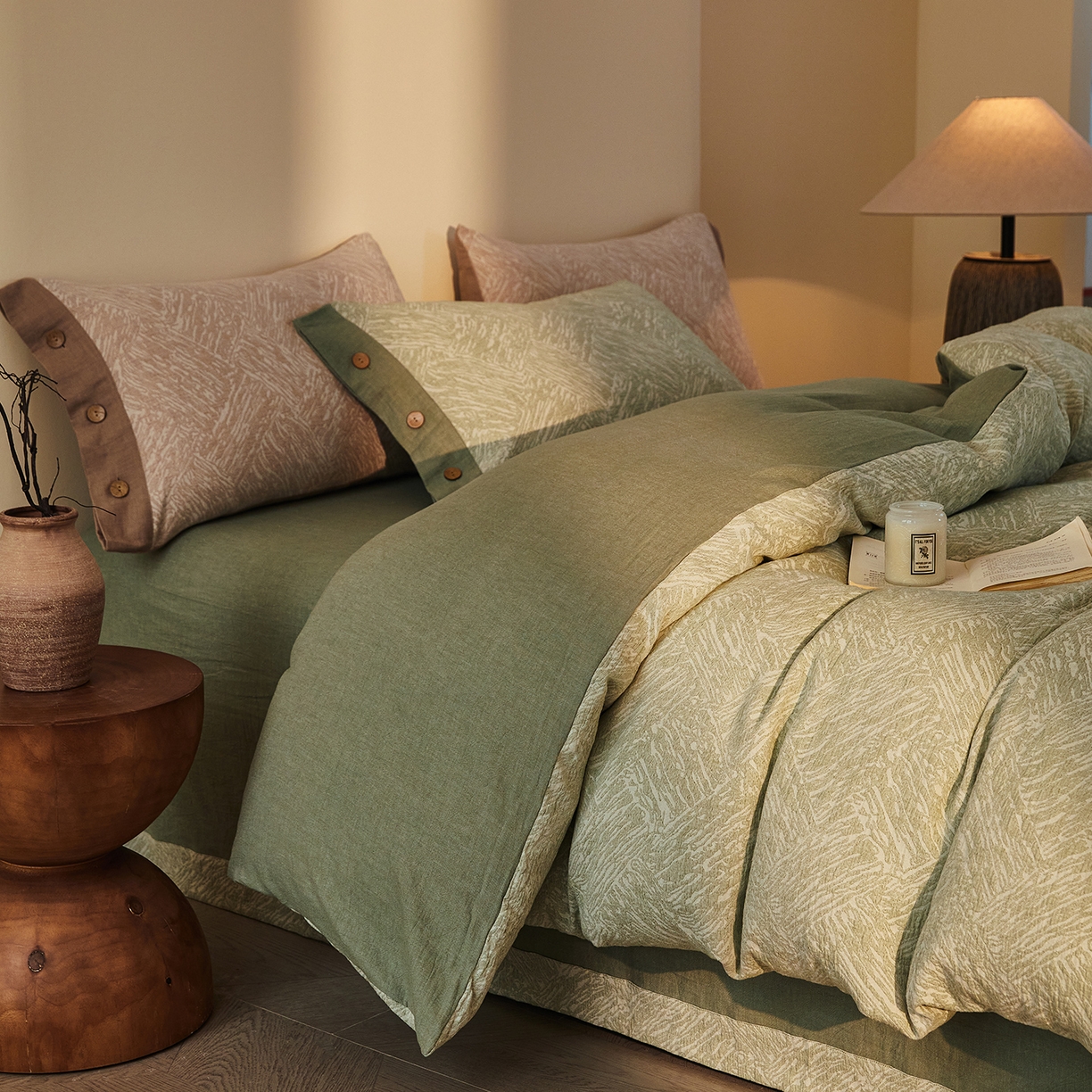 91家纺网 家纺一手货源 找家纺 （总）仰望棉麻双层纱供应链 2026新款迷雾之城一花三色全棉色织提花双层纱纽扣款四件套