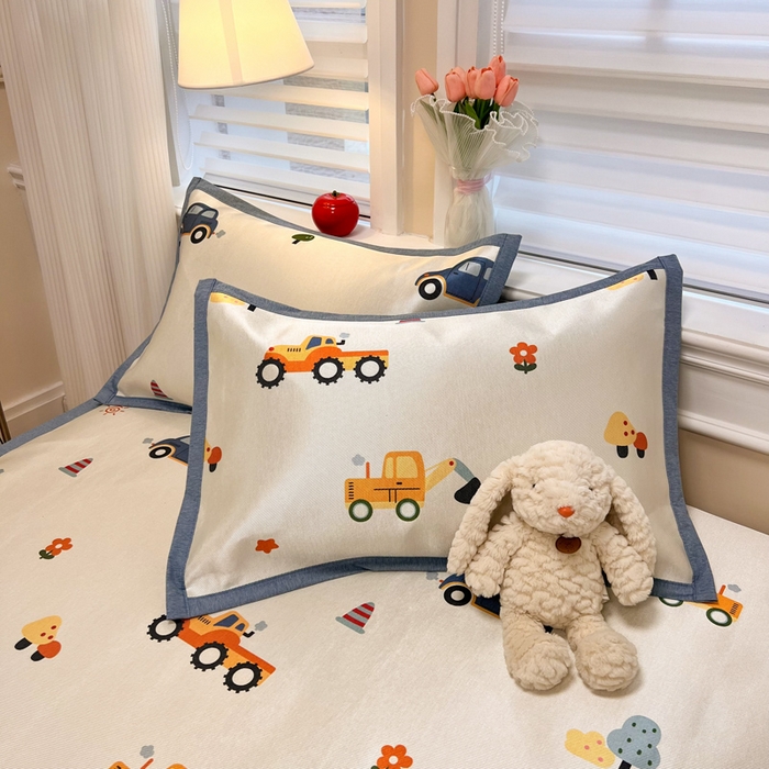 91家纺网 家纺一手货源 找家纺 懒猫家纺 2026新款600D数码印花冰丝凉席系列 汽车小队