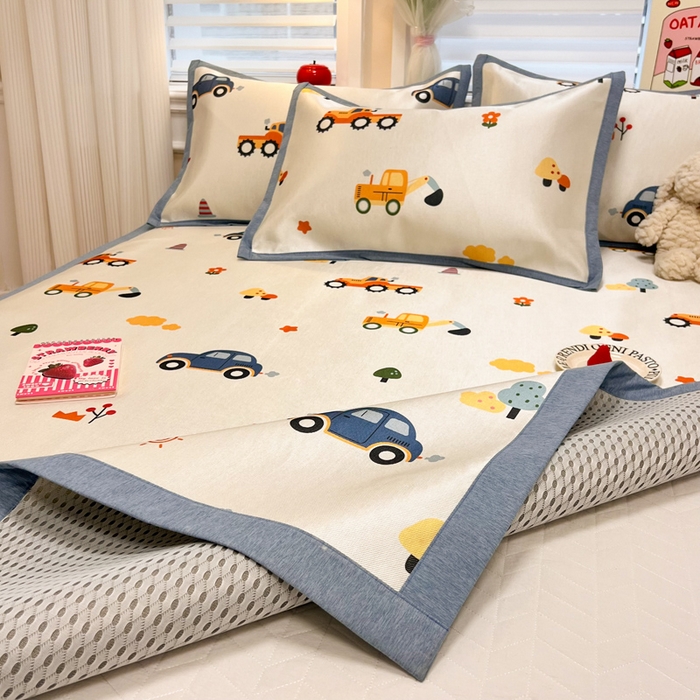 91家纺网 家纺一手货源 找家纺 懒猫家纺 2026新款600D数码印花冰丝凉席系列 汽车小队