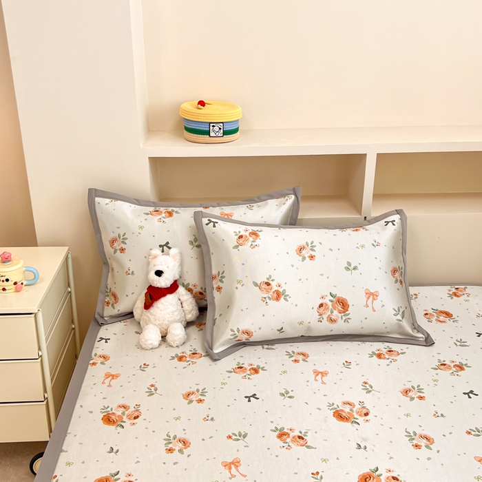 91家纺网 家纺一手货源 找家纺 懒猫家纺 2026新款600D数码印花冰丝凉席系列 蝴蝶结花开