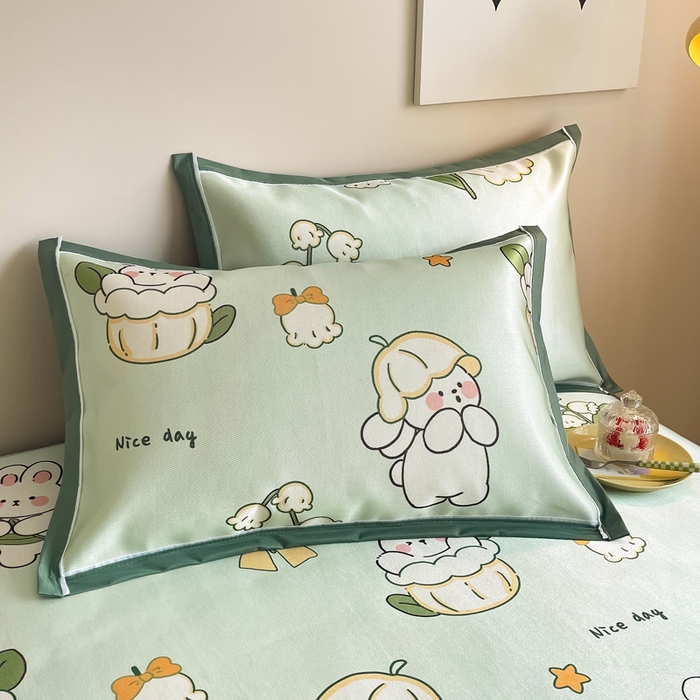 91家纺网 家纺一手货源 找家纺 懒猫家纺 2026新款600D数码印花冰丝凉席系列 铃兰精灵