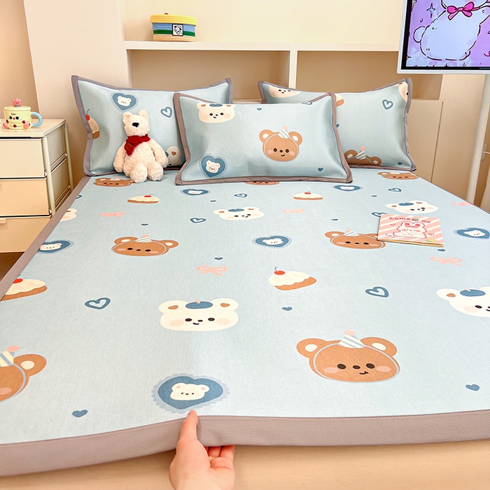 91家纺网 家纺一手货源 找家纺 懒猫家纺 2026新款600D数码印花冰丝凉席系列 熊熊甜品