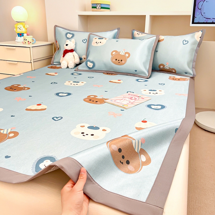 91家纺网 家纺一手货源 找家纺 懒猫家纺 2026新款600D数码印花冰丝凉席系列 熊熊甜品