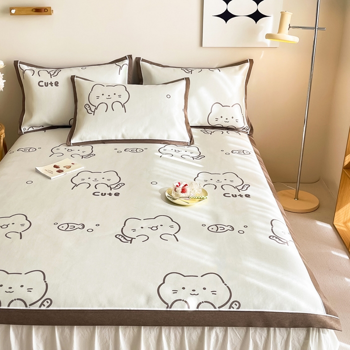 91家纺网 家纺一手货源 找家纺 懒猫家纺 2026新款600D数码印花冰丝凉席系列 小猫爱鱼