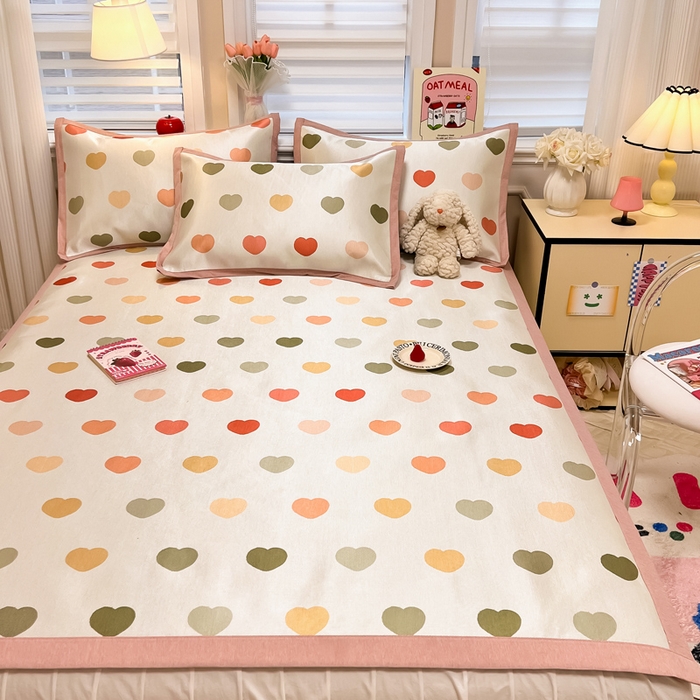 91家纺网 家纺一手货源 找家纺 懒猫家纺 2026新款600D数码印花冰丝凉席系列 甜甜爱心