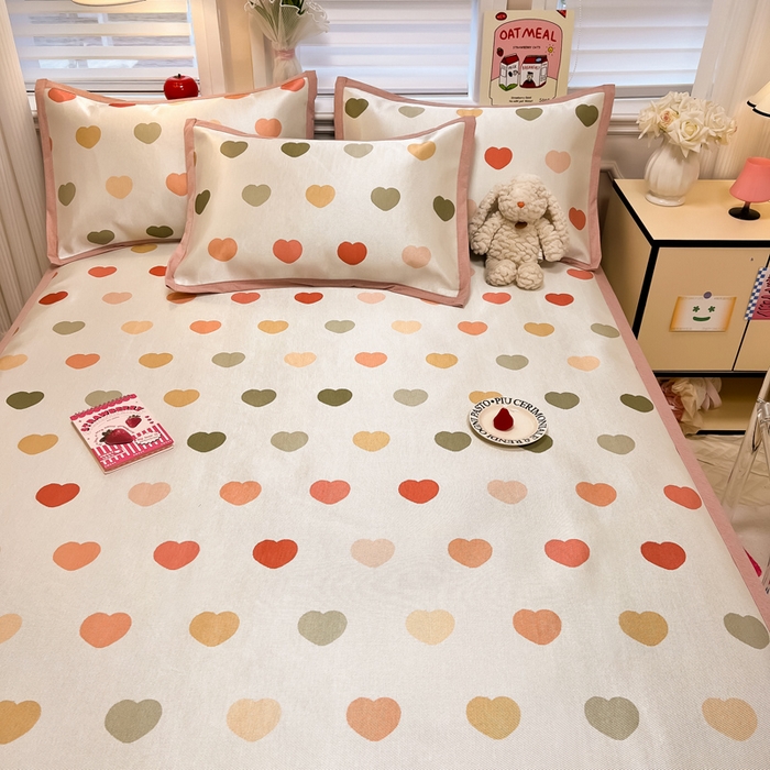 91家纺网 家纺一手货源 找家纺 懒猫家纺 2026新款600D数码印花冰丝凉席系列 甜甜爱心