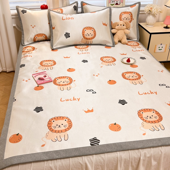 91家纺网 家纺一手货源 找家纺 懒猫家纺 2026新款600D数码印花冰丝凉席系列 狮子乐园