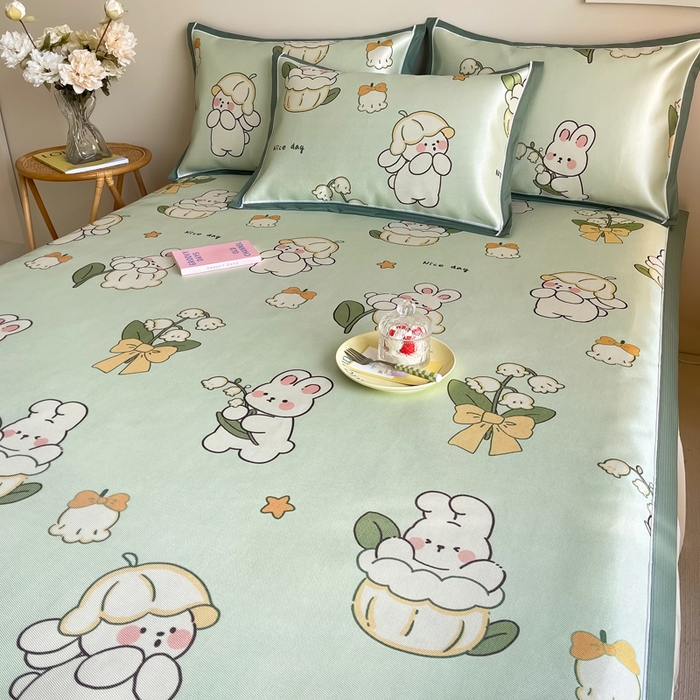 91家纺网 家纺一手货源 找家纺 懒猫家纺 2026新款600D数码印花冰丝凉席系列 铃兰精灵