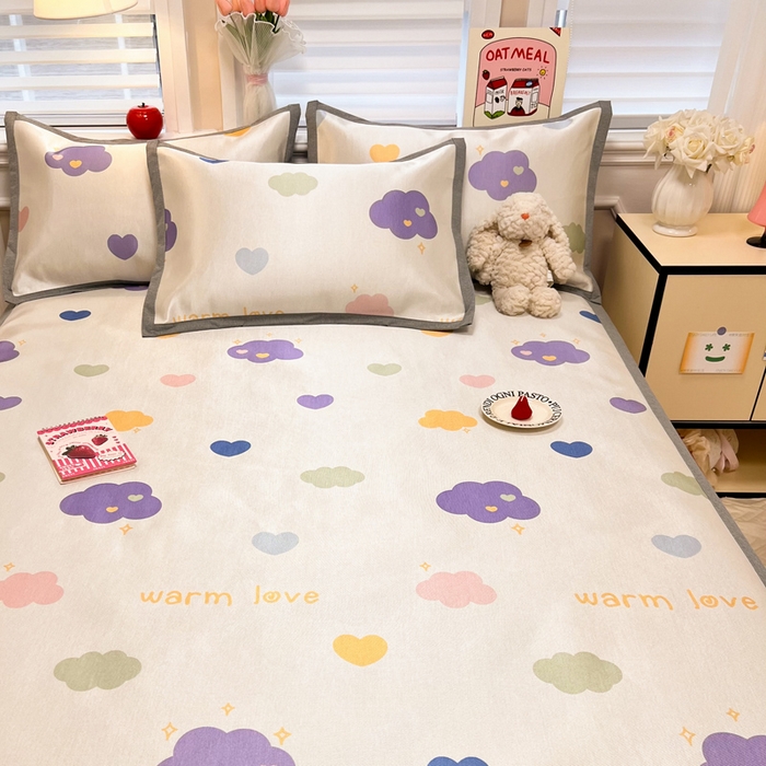 91家纺网 家纺一手货源 找家纺 懒猫家纺 2026新款600D数码印花冰丝凉席系列 小云朵