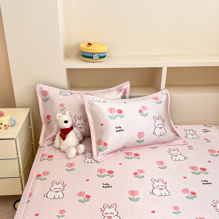 91家纺网 家纺一手货源 找家纺 懒猫家纺 2026新款600D数码印花冰丝凉席系列 郁金香小兔